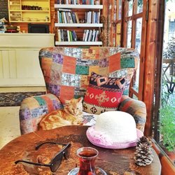 Evreka Cafe