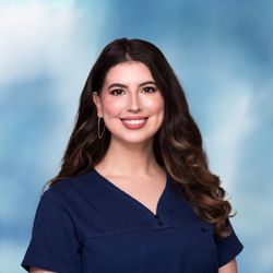 Vitalogy Skincare - Leila Mundell, Licensed Aesthetician
