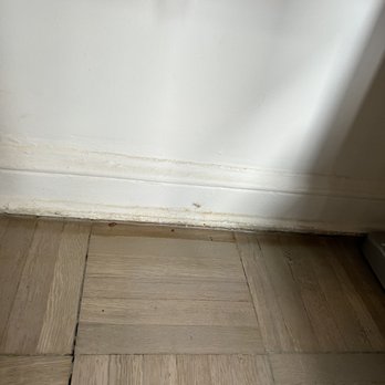 Wood Flooring Masters - Not all the way to the walls - Flooring Near Me Wood Flooring Masters - Not all the way to the walls - Flooring Near Me
