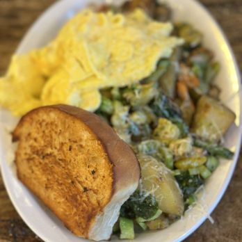 Bintliff’s Corner Brew - Breakfast & Brunch Near Me - Gardiner, Maine