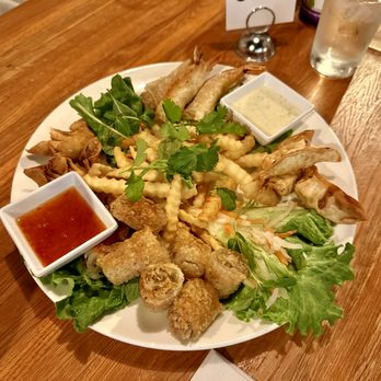 CÔBA - combo sampler platter - Vietnamese Near Me - Seattle, Washington