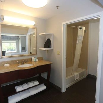 Hampton Inn Owego - Guest room bath - Hotels Near Me - Owego, New York Hampton Inn Owego - Guest room bath - Hotels Near Me - Owego, New York