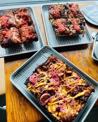 Red Light Bar & Detroit Pizza by null