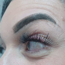 Godzey Stylz - Beautiful wispy lashes