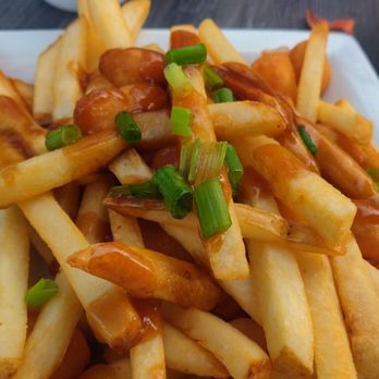 Skagit Brewery - Poutine - Brewpubs Near Me - Mount Vernon, Washington