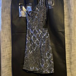 Glitz & Gowns - The back of the dress