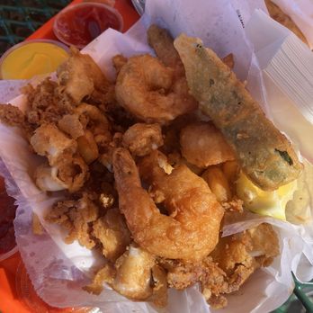 Barbara's Fishtrap - Mini Fishtrap - Seafood Near Me - Half Moon Bay, California Barbara's Fishtrap - Mini Fishtrap - Seafood Near Me - Half Moon Bay, California