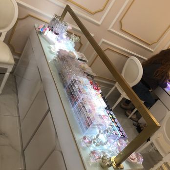 Le Petit Salon - Nail Salons Near Me - Tustin, California Le Petit Salon - Nail Salons Near Me - Tustin, California