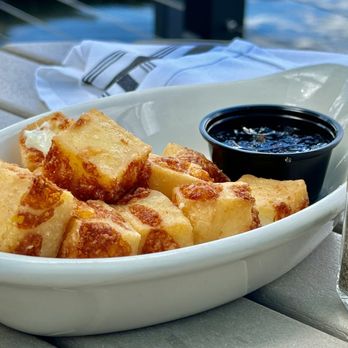 Lola's Lakehouse - Cheese curds - American Near Me - Waconia, Minnesota Lola's Lakehouse - Cheese curds - American Near Me - Waconia, Minnesota