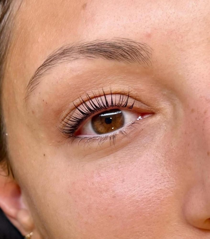 Lainee Rose Esthetics Logo