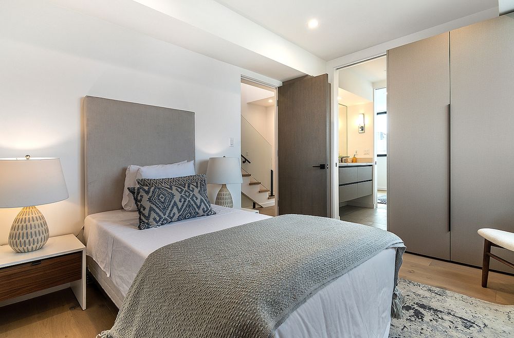 Slide of Golden Age Builders