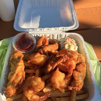 Sea Harvest - Combo plate - fish, shrimp, calamari, fries and coleslaw - Seafood Near Me - Monterey, California Sea Harvest - Combo plate - fish, shrimp, calamari, fries and coleslaw - Seafood Near Me - Monterey, California