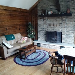 Wester Farm Bed & Breakfast - Country setting among Amish farms near Jamestown. Very comfortable, great breakfasts, welcoming family.