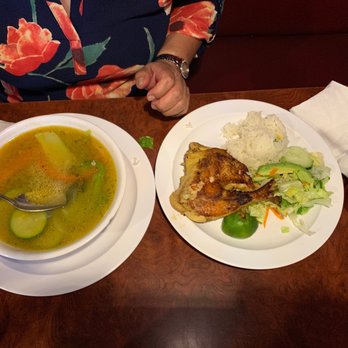 Bahía Centroamerica Restaurant - Sopa de pollo - Nicaraguan Near Me - Las Vegas, Nevada Bahía Centroamerica Restaurant - Sopa de pollo - Nicaraguan Near Me - Las Vegas, Nevada