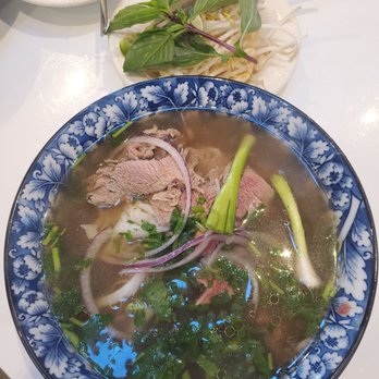 Sip Pho - beef pho with sprouts and thai basil - Vietnamese Near Me - Austin, Texas Sip Pho - beef pho with sprouts and thai basil - Vietnamese Near Me - Austin, Texas