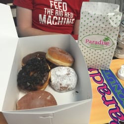 Paradise Donuts - Yummy donut holes! Tons of variety goodness donuts!!!