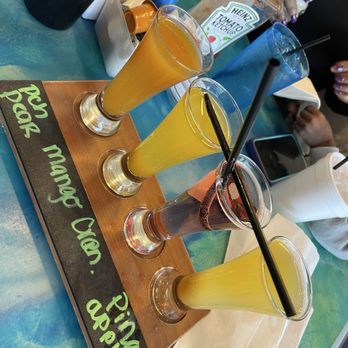 Liam's Deaner Brunch Bistro - mimosa flight - Breakfast & Brunch Near Me - Suffolk, Virginia