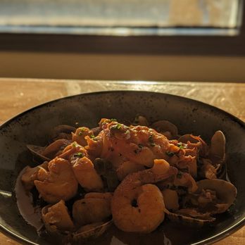 Moonraker Restaurant - Seafood pasta - New American Near Me - Pacifica, California