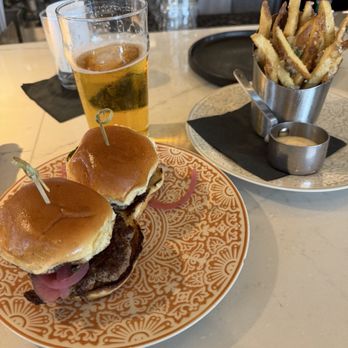 Chroma Modern Bar + Kitchen - Lamb Sliders truffle Hand-Cut Fries - New American Near Me - Orlando, Florida Chroma Modern Bar + Kitchen - Lamb Sliders truffle Hand-Cut Fries - New American Near Me - Orlando, Florida