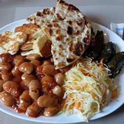 Restaurant Athen - Restaurant Athen | vegetarischer Teller mit Halloumi