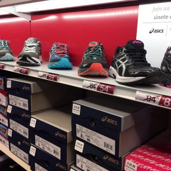 Famous Footwear - Accessories Near Me - Orlando, Florida Famous Footwear - Accessories Near Me - Orlando, Florida