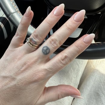 M Vince Nail Spa - Nail Salons Near Me - Austin, Texas