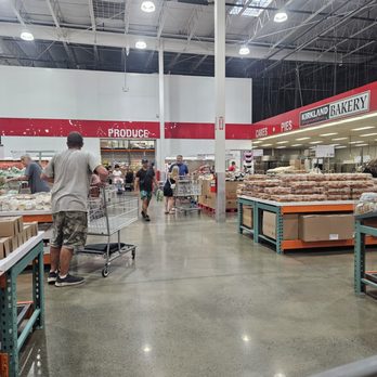 Costco - Fruits, veggies, baked goods in back left (after alcohol) - Wholesale Stores Near Me - Kapolei, Hawaii Costco - Fruits, veggies, baked goods in back left (after alcohol) - Wholesale Stores Near Me - Kapolei, Hawaii