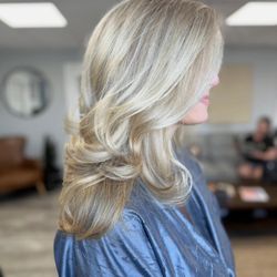 H'art of April Salon