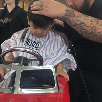 The Inglorious Barbers - Barbers Near Me - Fallbrook, California