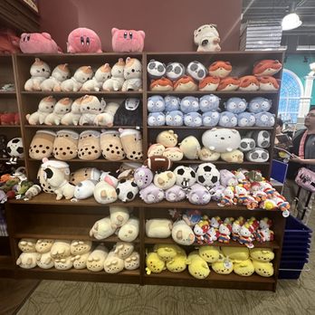Kinokuniya Bookstore - Katy - Bookstores Near Me - Katy, Texas