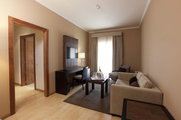 Hotel Hospes Palacio de Arenales & Spa Cáceres by null