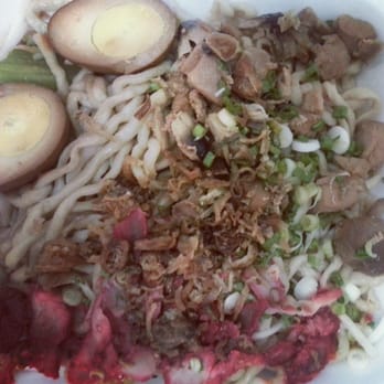 Borneo Eatery - hakka thick noodle $6.50 - nothing special - Indonesian Near Me - Alhambra, California