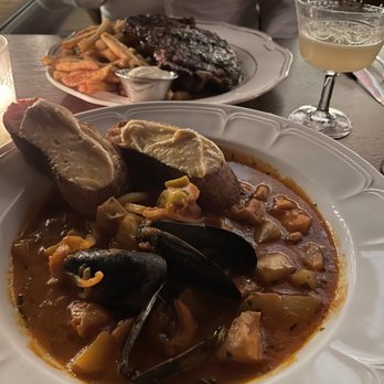 La Petite Iza - French Near Me - Edmonton, Alberta