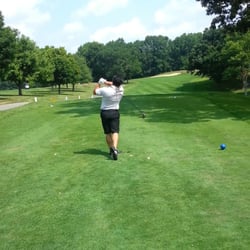 Heritage Country Club - Beautiful scenery and well maintained greens. Lots wide open and straightaway fairways.