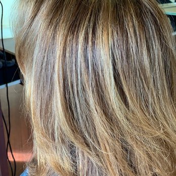 Andrew Michaels Spa & Salon - Love those well-blended highlights, in addition to that glowing shine. Wow!! - Day Spas Near Me - Salem, Massachusetts Andrew Michaels Spa & Salon - Love those well-blended highlights, in addition to that glowing shine. Wow!! - Day Spas Near Me - Salem, Massachusetts