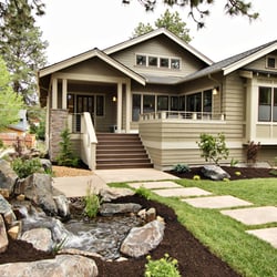 Bend Dutch Property Management - One of the lovely downtown, Bend, spots for your visit! Bend Dutch Vacation Rentals
