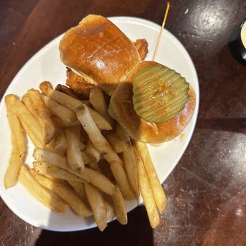 The Pub - Buffalo Sliders - Pubs Near Me - Nashville, Tennessee The Pub - Buffalo Sliders - Pubs Near Me - Nashville, Tennessee