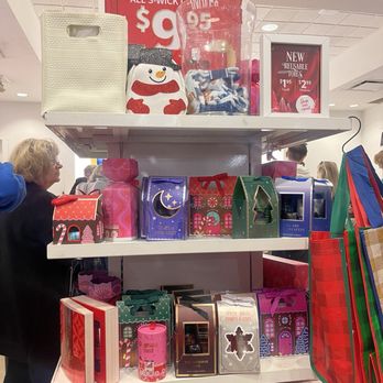 Bath & Body Works - Good selection to pick from for gifts - Cosmetics & Beauty Supply Near Me - Wilkes Barre, Pennsylvania Bath & Body Works - Good selection to pick from for gifts - Cosmetics & Beauty Supply Near Me - Wilkes Barre, Pennsylvania