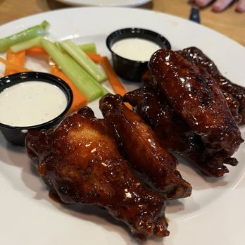 Jim 'N Nick's Bar-B-Q - Chicken wings with honey habanero sauce. Perfect blend of sweet heat and the chicken was tender and delicious. - Barbeque Near Me - Concord, North Carolina