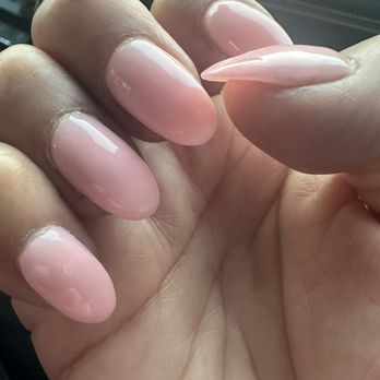 Versaci Nails Spa - Lumping bad quality work - Nail Salons Near Me - Eastvale, California Versaci Nails Spa - Lumping bad quality work - Nail Salons Near Me - Eastvale, California