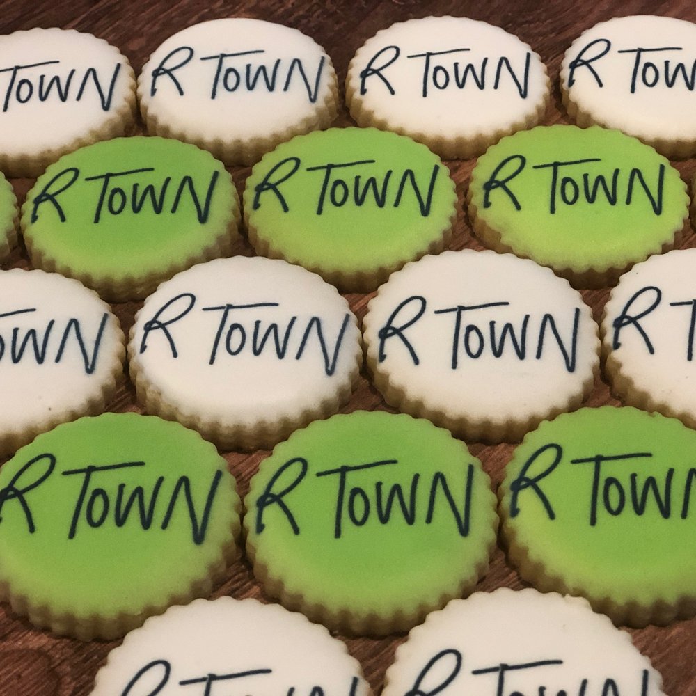Busymom Baking - RTown Studio + Showroom cookies for the Grapevine Chamber Ribbon Cutting! - Bakeries Near Me Busymom Baking - RTown Studio + Showroom cookies for the Grapevine Chamber Ribbon Cutting! - Bakeries Near Me