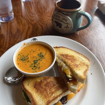 Zephyr Cove Restaurant - Grilled cheese and tomato basil soup - Breakfast & Brunch Near Me - Zephyr Cove, Nevada Zephyr Cove Restaurant - Grilled cheese and tomato basil soup - Breakfast & Brunch Near Me - Zephyr Cove, Nevada