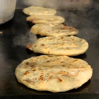 el salvador pupusas near me