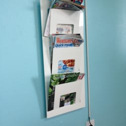 Kwiker Sticker - Reading materials while u wait