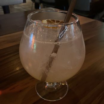 Kabooki Sushi - Pocket Pear cocktail : Violet Fog Gin, Apricot, Spiced pear, Lemon, Saint Centr CBD sparkling, Lavender and Cherry Vanilla bitters - Japanese Near Me - Orlando, Florida