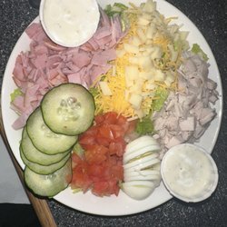 Dr Feelgood's Pub - 40 Dr's Chef Salad