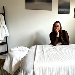 Kel Mel Massage Therapy - Kel and her space for massage - professional massage therapy over 10+ year of experience