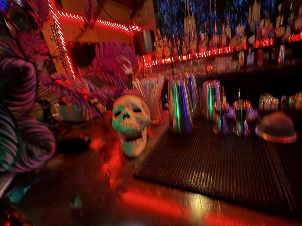 pub image