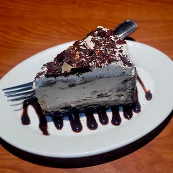 Black Angus Steakhouse - Mud Slide Cake - Steakhouses Near Me - Northridge, California