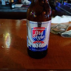 Rookies Sports Bar & Grill - Old.Style. Lager.